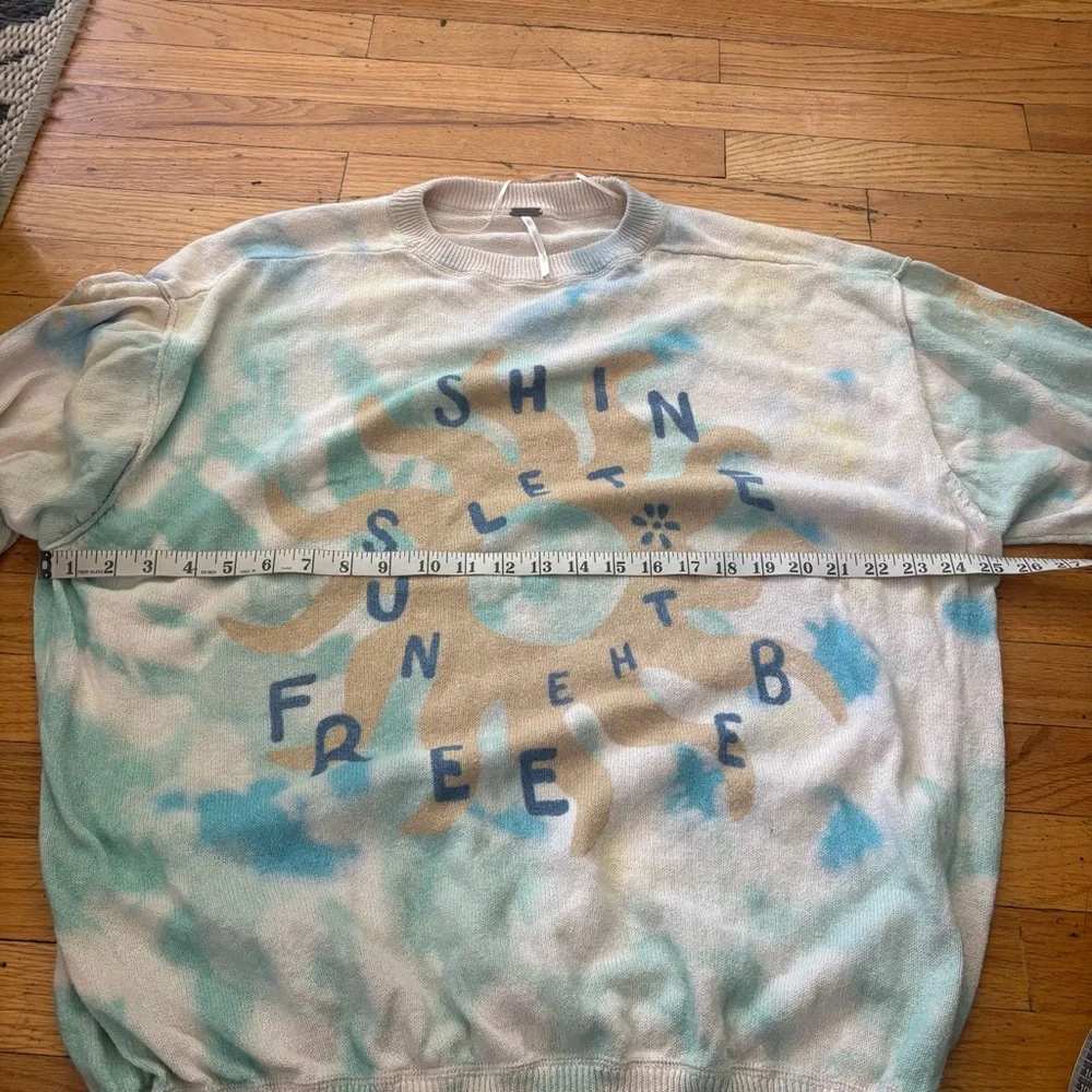 Free People Tie Die Graphic Sweater Size Small